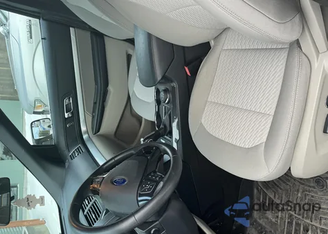 2018 Ford Explorer z USA, uszkodzony, nr VIN 1FM5K8B83JGA59405